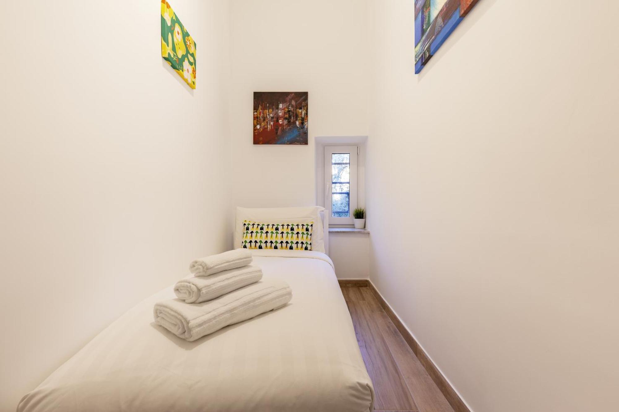 Hostly-the Porta Pia Suite-rome Centre With Charme Apartment Rome